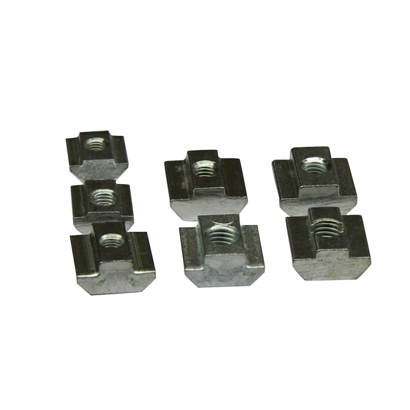 Ne standardna prilagođavanje matice kvadratne matice